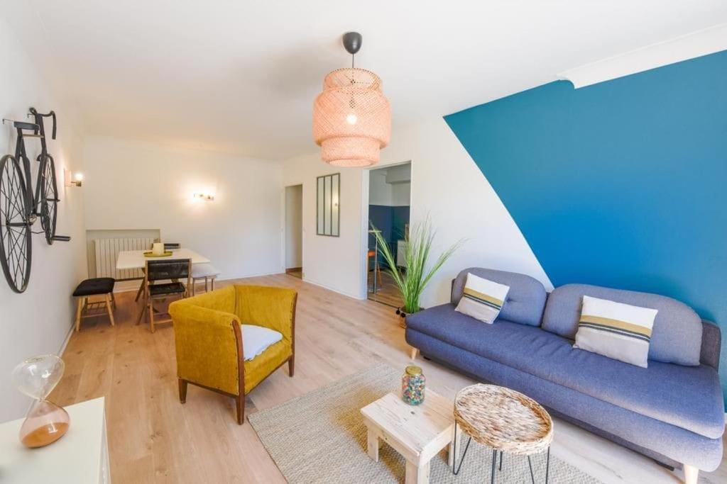 Charmant Logement Plein Pied Au Coeur Du Village Castelculier Esterno foto